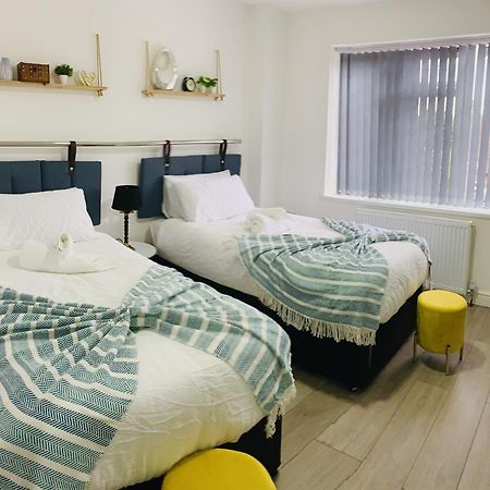 Modern & Cosy 2-Bed Apartment Near Nec, Airport & Jlr! Birmingham Bilik gambar