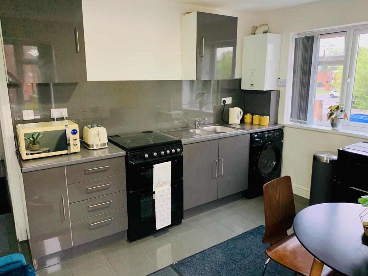 Modern & Cosy 2-Bed Apartment Near Nec, Airport & Jlr! Birmingham Luaran gambar