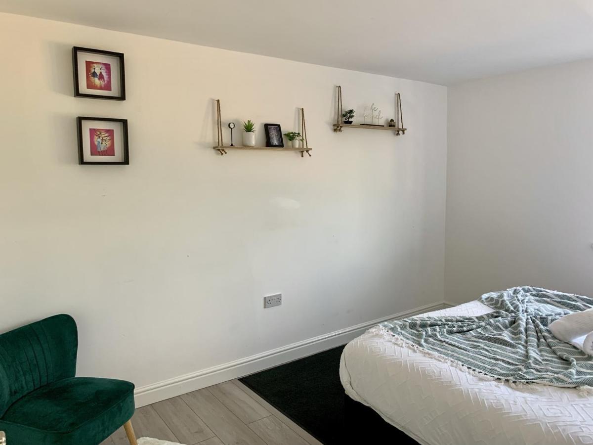 Modern & Cosy 2-Bed Apartment Near Nec, Airport & Jlr! Birmingham Luaran gambar
