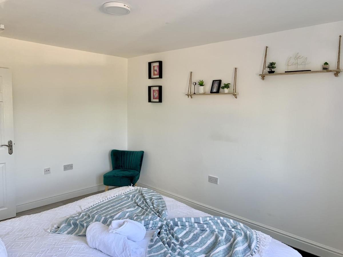 Modern & Cosy 2-Bed Apartment Near Nec, Airport & Jlr! Birmingham Luaran gambar