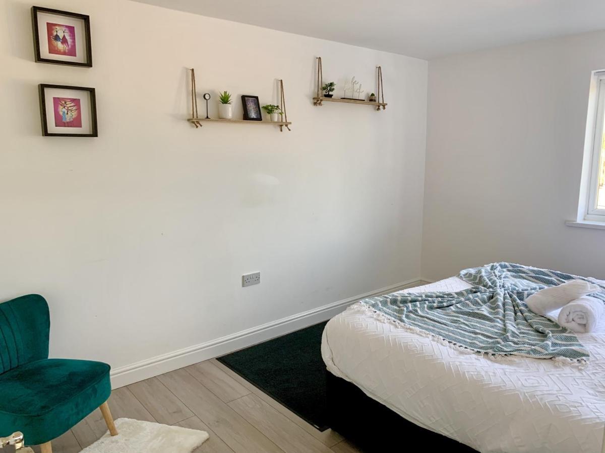 Modern & Cosy 2-Bed Apartment Near Nec, Airport & Jlr! Birmingham Luaran gambar