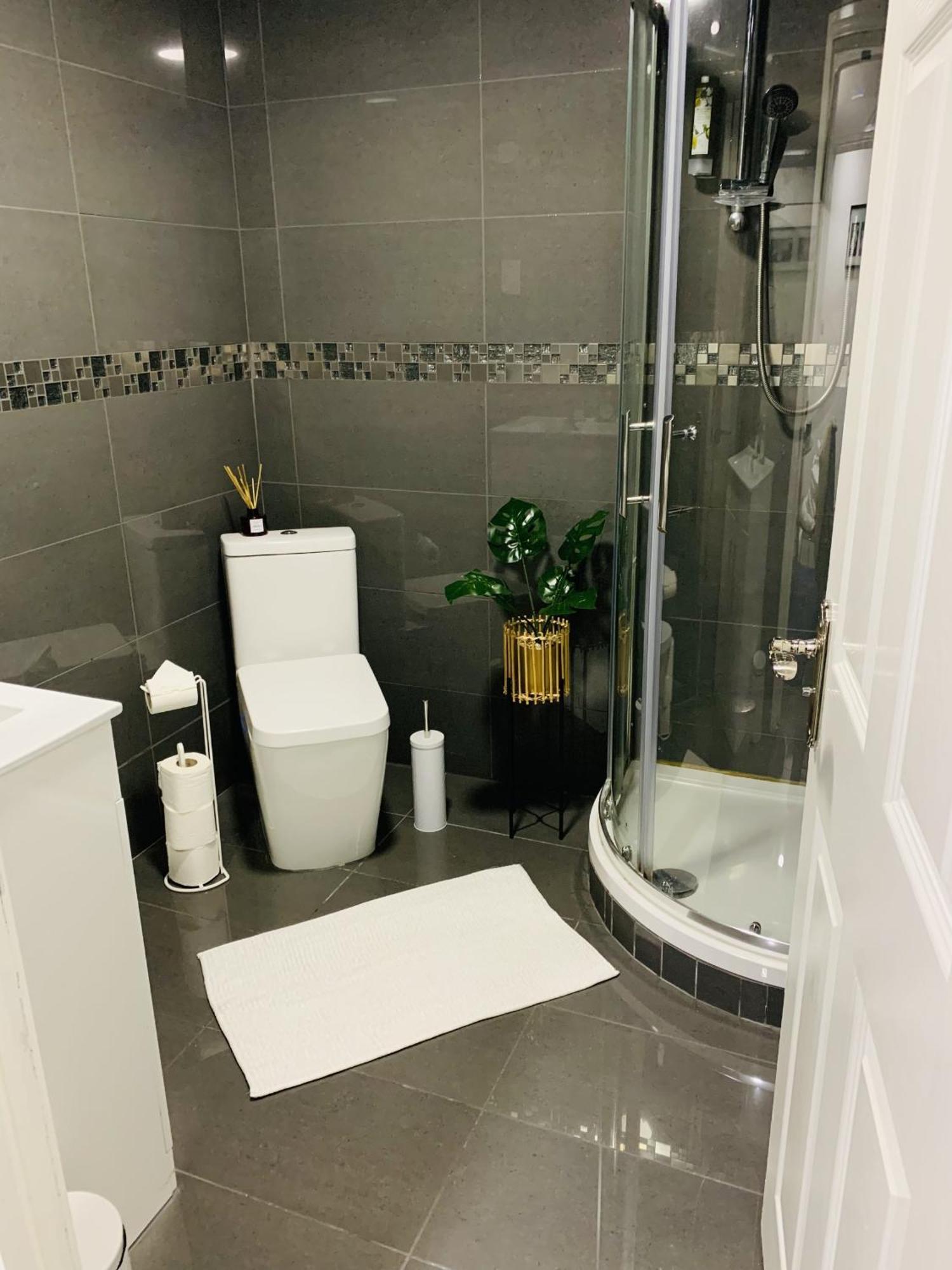 Modern & Cosy 2-Bed Apartment Near Nec, Airport & Jlr! Birmingham Bilik gambar